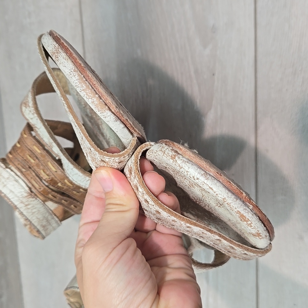 🤍🤎 Bed Stu Distressed White and Brown Artemis Sandals - Picture 4 of 12